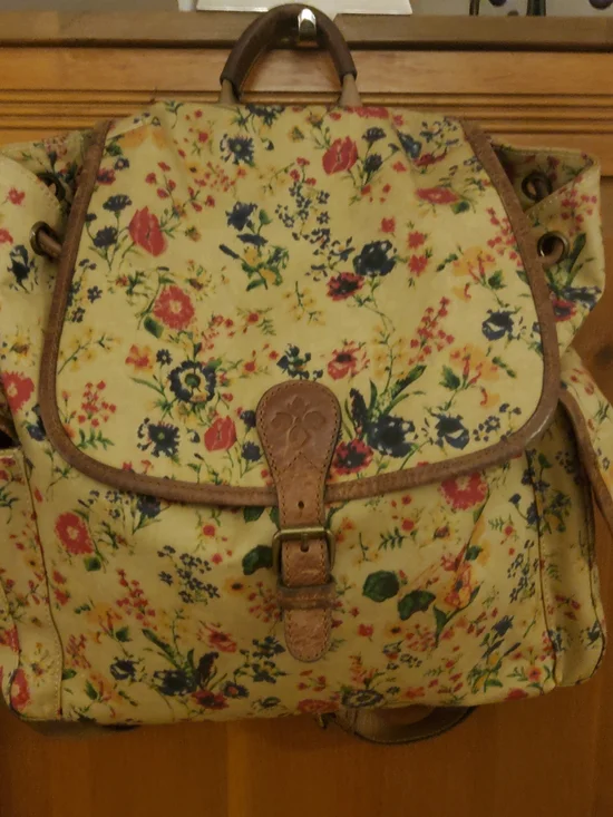 Patricia Nash Floral Canvas Backpack VGUC~EUC - Picture 5 of 15